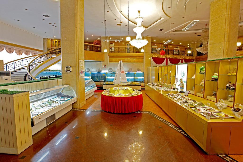 Donghai Grand Hotel Qingdao Zewnętrze zdjęcie